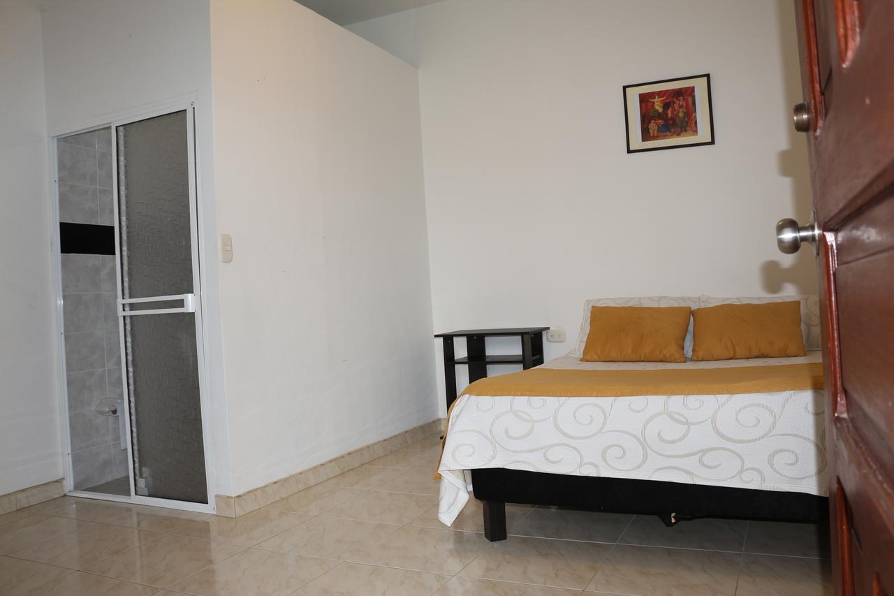 סוגאמוסו Hotel Abadia מראה חיצוני תמונה