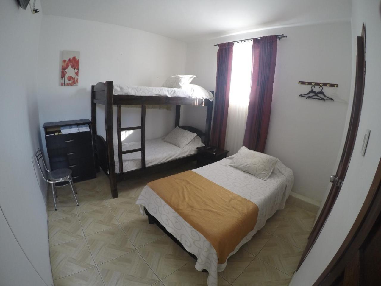 סוגאמוסו Hotel Abadia מראה חיצוני תמונה